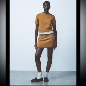 Zara alpahaca & wool blend mini skirt